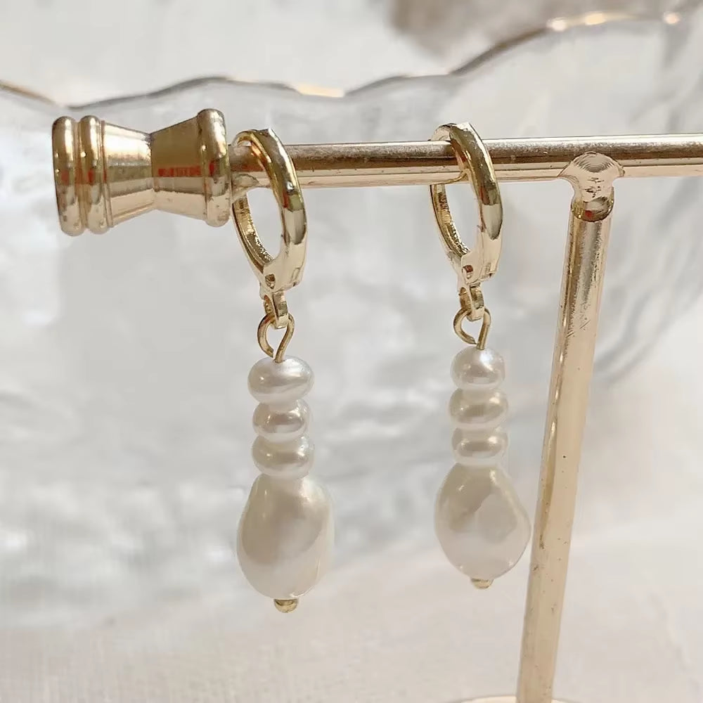 Gold Color Natural Freshwater Pearl Earrings Irregular Baroque Pearl Tassel Charm Small Loop Huggie Pearl Earring