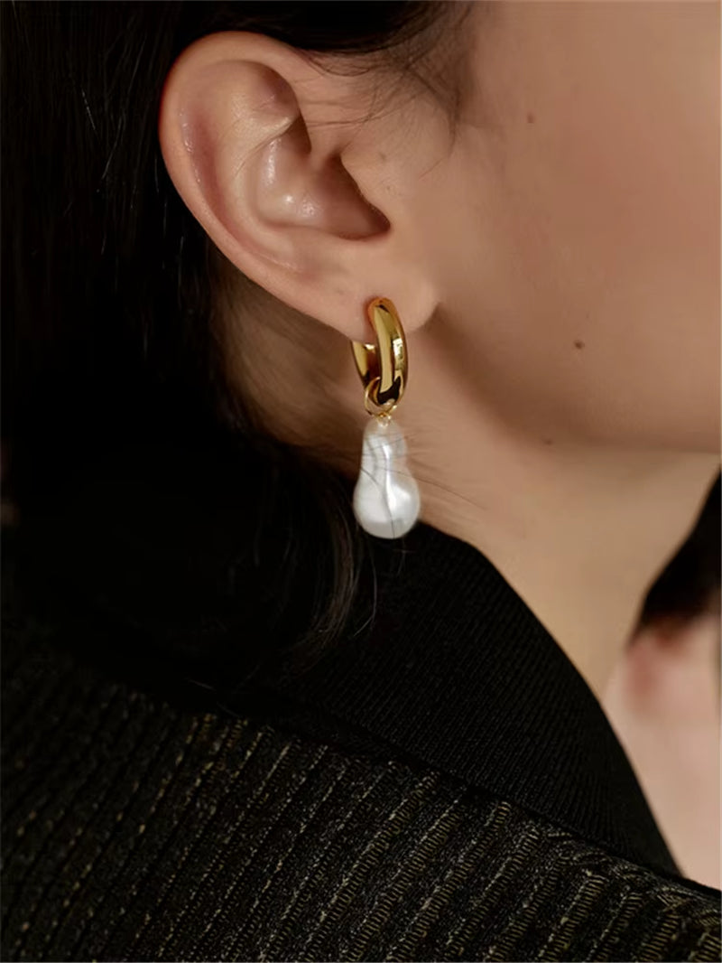 Baroque Pearl Ring Earrings  Female Earrings Temperament Joker Elegant Female Earrings 