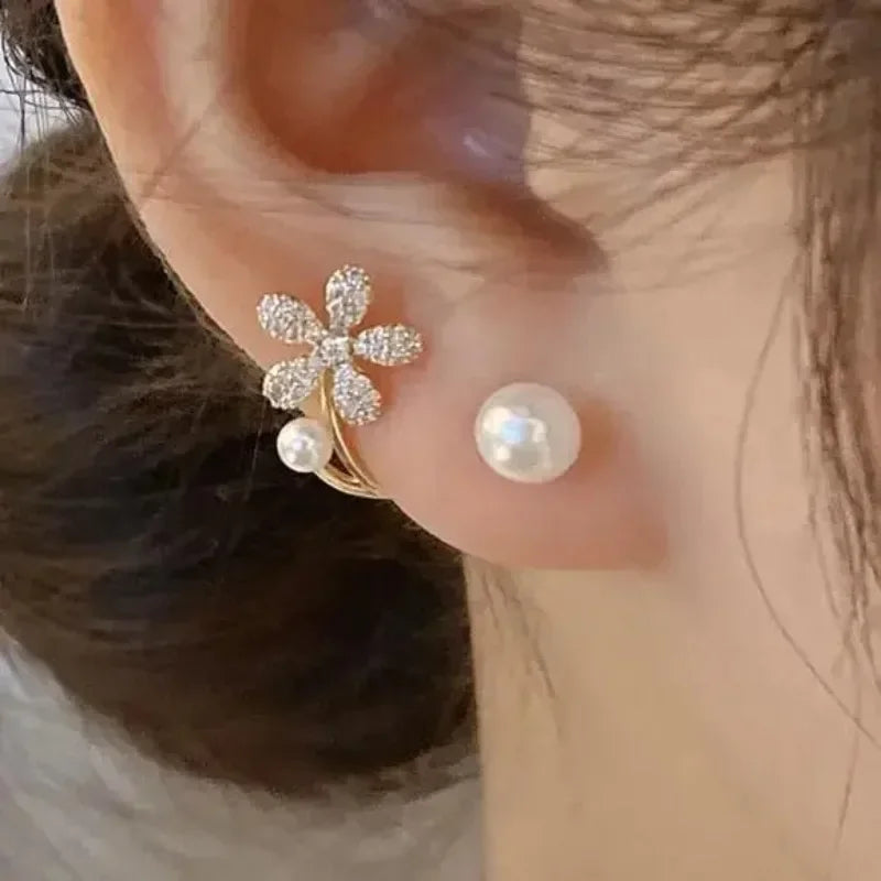 Korean Vintage Imitate Pearl Crystal Earrings for Women Jewelry High-Class Luxury Zircon Flower Butterfly Leaf Stud Earrings