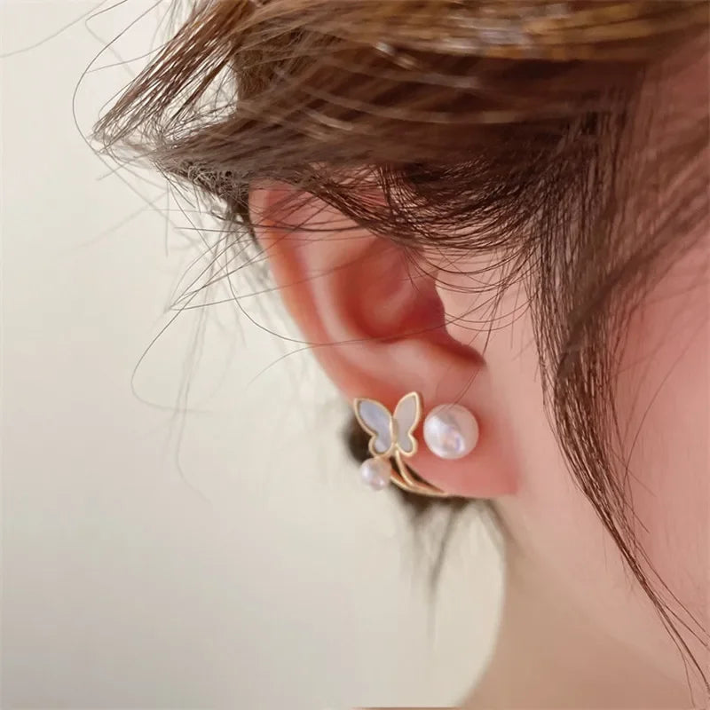 Korean Vintage Imitate Pearl Crystal Earrings for Women Jewelry High-Class Luxury Zircon Flower Butterfly Leaf Stud Earrings