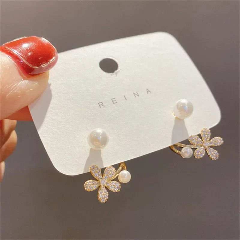 Korean Vintage Imitate Pearl Crystal Earrings for Women Jewelry High-Class Luxury Zircon Flower Butterfly Leaf Stud Earrings