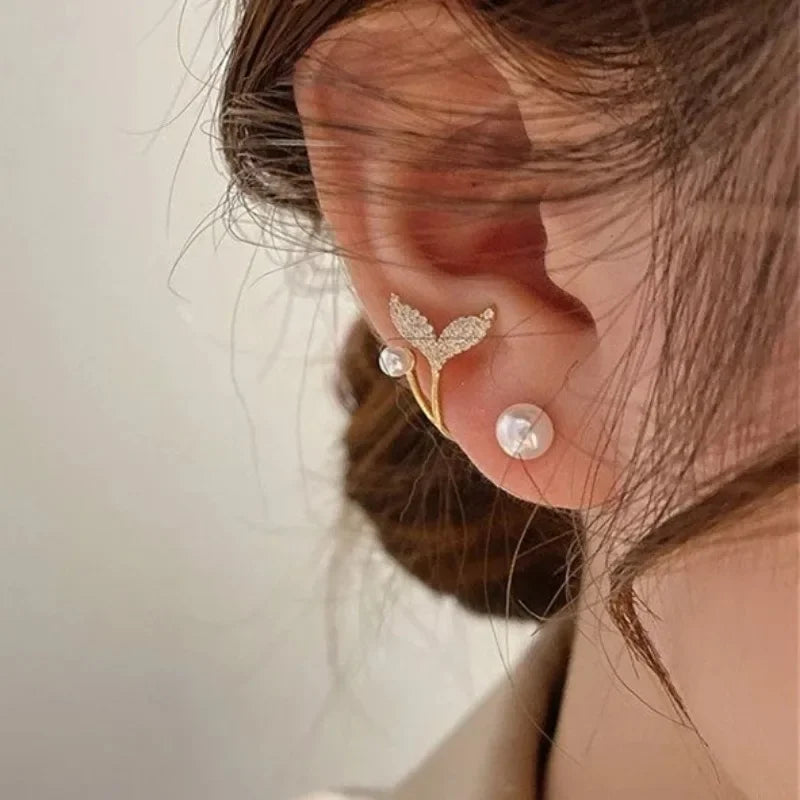 Korean Vintage Imitate Pearl Crystal Earrings for Women Jewelry High-Class Luxury Zircon Flower Butterfly Leaf Stud Earrings