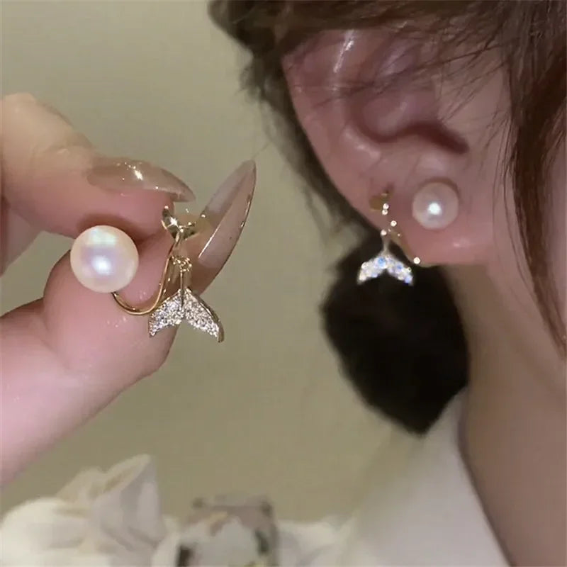 Korean Vintage Imitate Pearl Crystal Earrings for Women Jewelry High-Class Luxury Zircon Flower Butterfly Leaf Stud Earrings